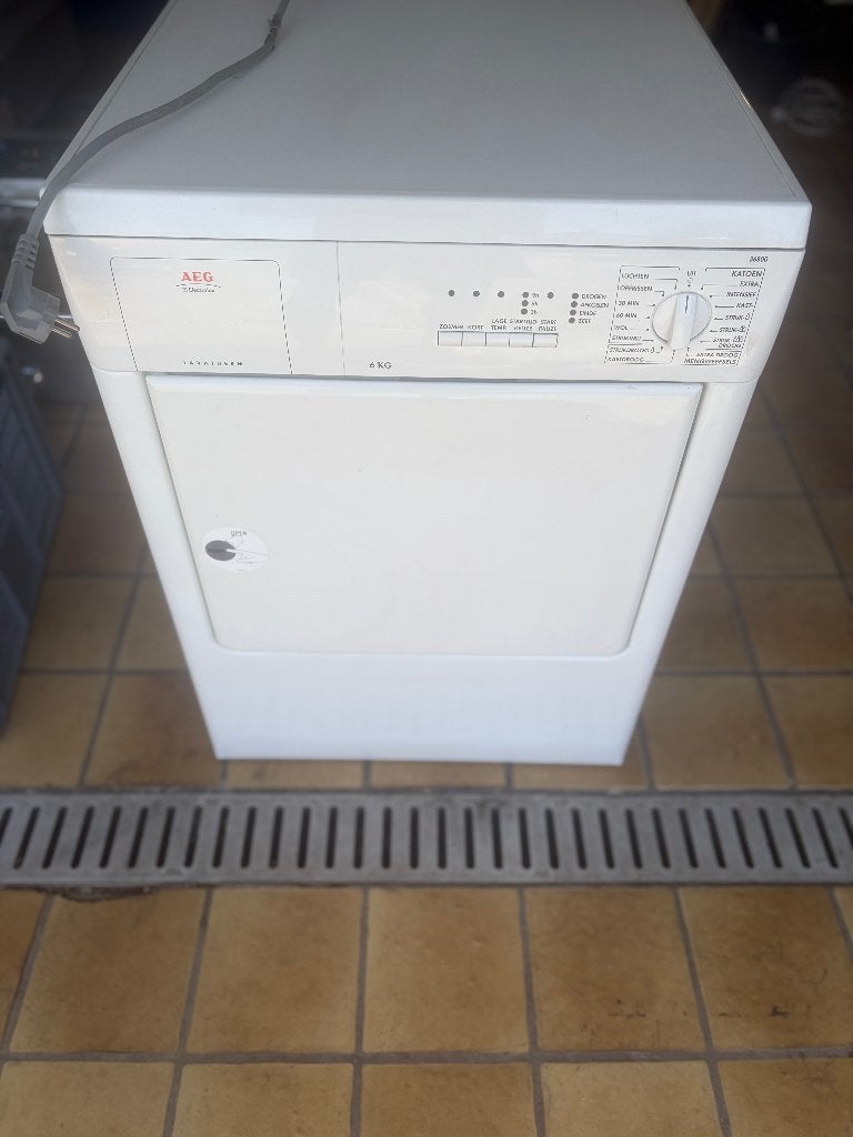 AEG WASDROGER - IN EEN GOEDE STAAT, Ophalen, 6 tot 8 kg, Luchtafvoer, Zo goed als nieuw