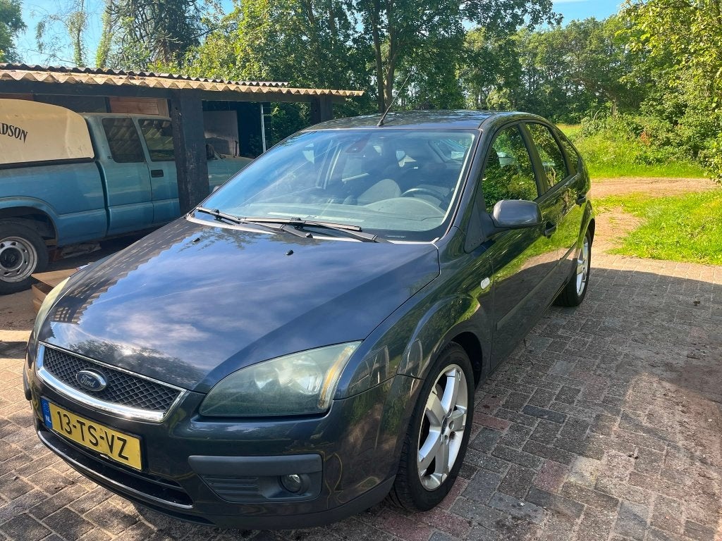 Ford Focus 2.0 107KW 5D 2007 Grijs, Auto's, Ford, Particulier, Focus, Benzine, B, Hatchback, Handgeschakeld, Origineel Nederlands