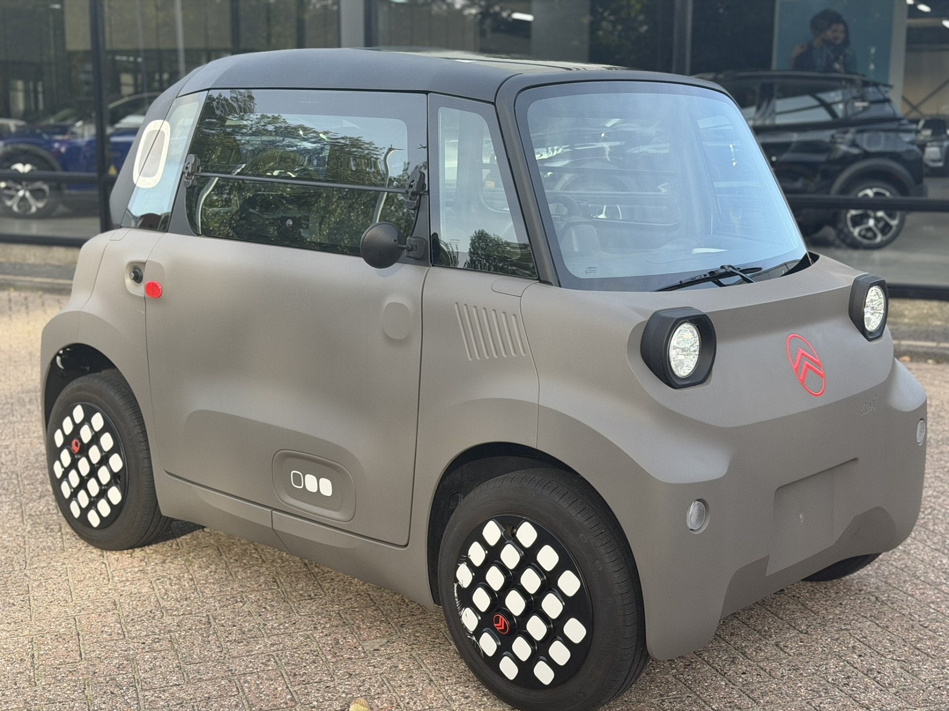 Citroën Brommobiel AMI AUTOMAAT PANORAMADAK LED (bj 2025), Gebruikt, Citroën, Autobedrijf Peeman-Slot B.V., Dennis@peemanslot.nl