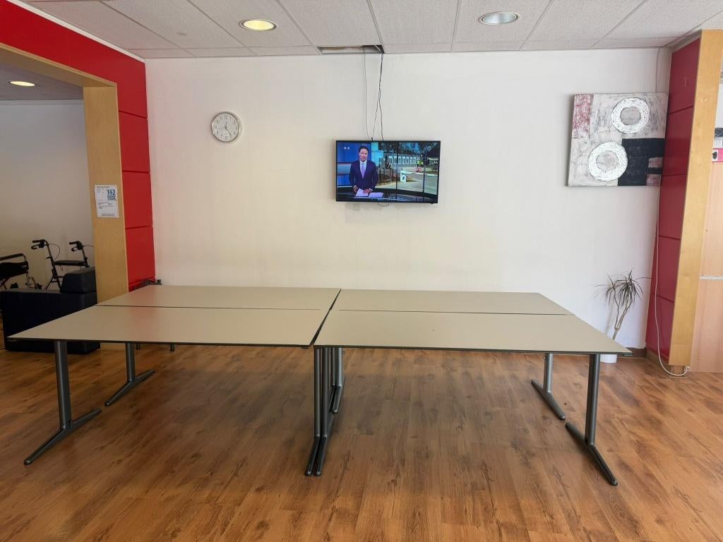 bureau tafel, Ophalen, 160 cm, Gebruikt, Overige merken