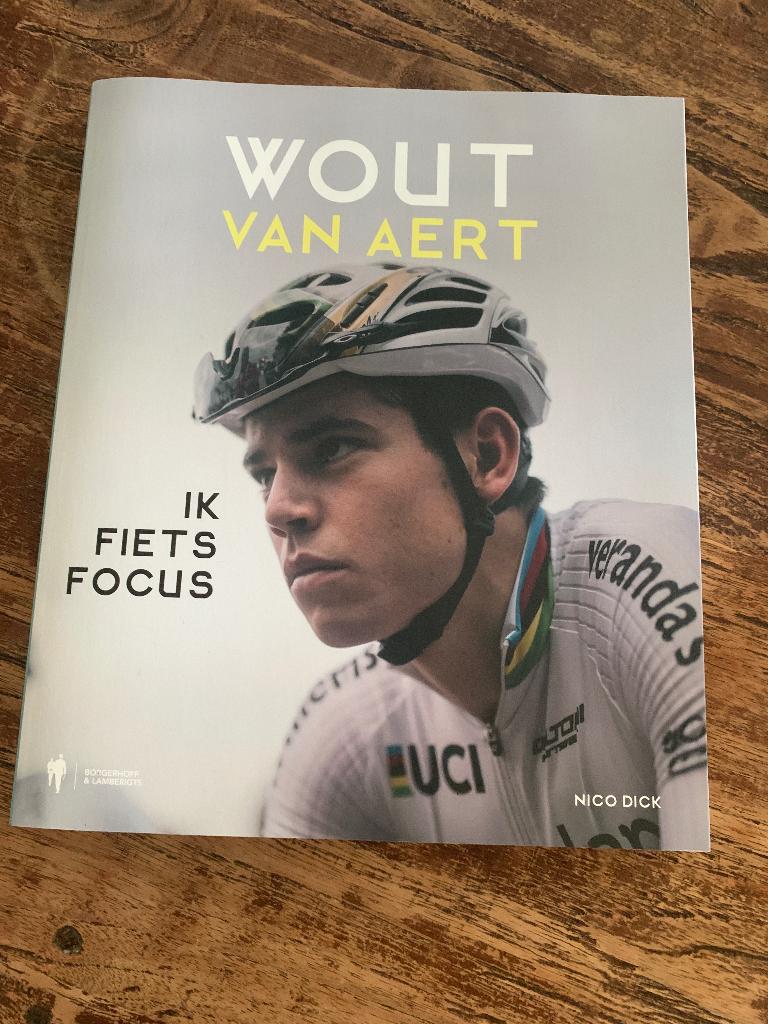 Wout van Aert boek - Ik fiets focus, Verzenden, Zo goed als nieuw, Wout van Aert, Vechtsport