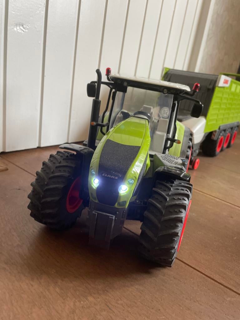 Claas trekker met aanhanger - licht defect, Ophalen of Verzenden, Gebruikt, Afstandsbediening