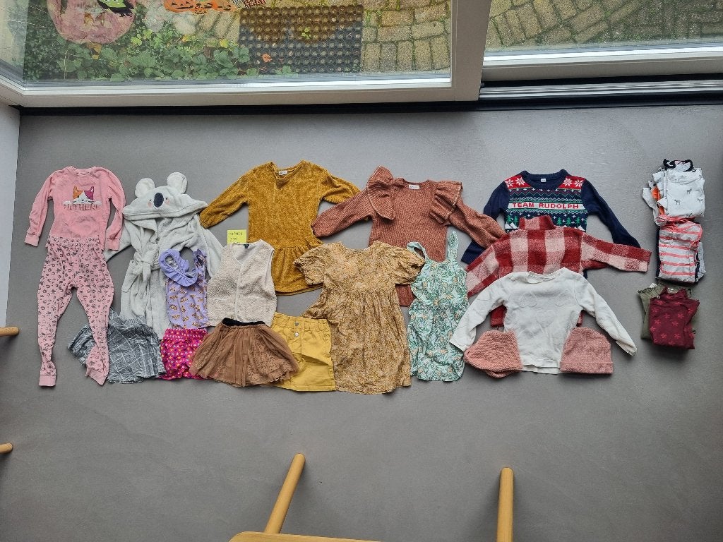 Pakket meisjes kleding maat 110 116 B, Ophalen of Verzenden, Gebruikt, Meisje, Overige typen