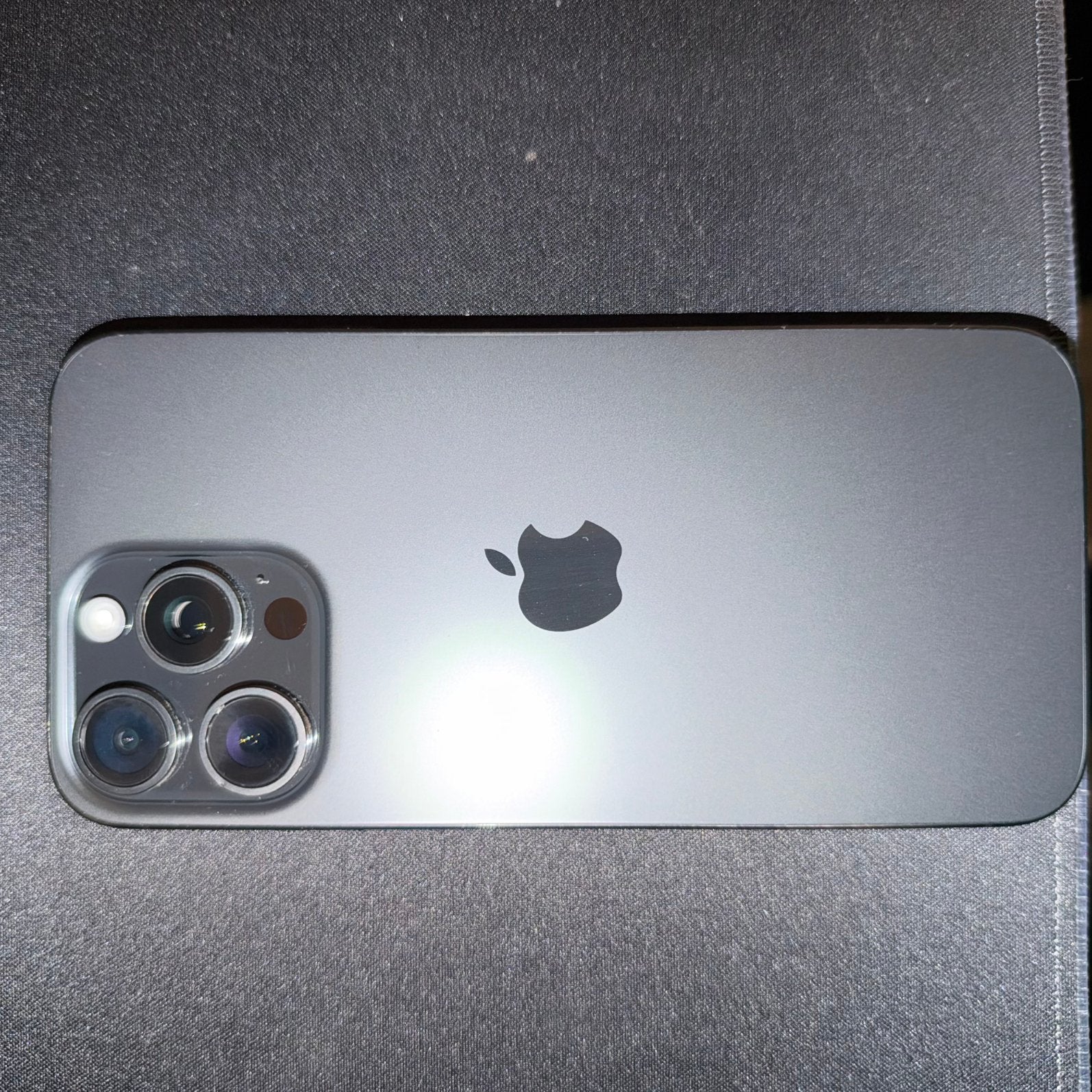 iPhone 15 Pro Max 256GB – Black Titanium