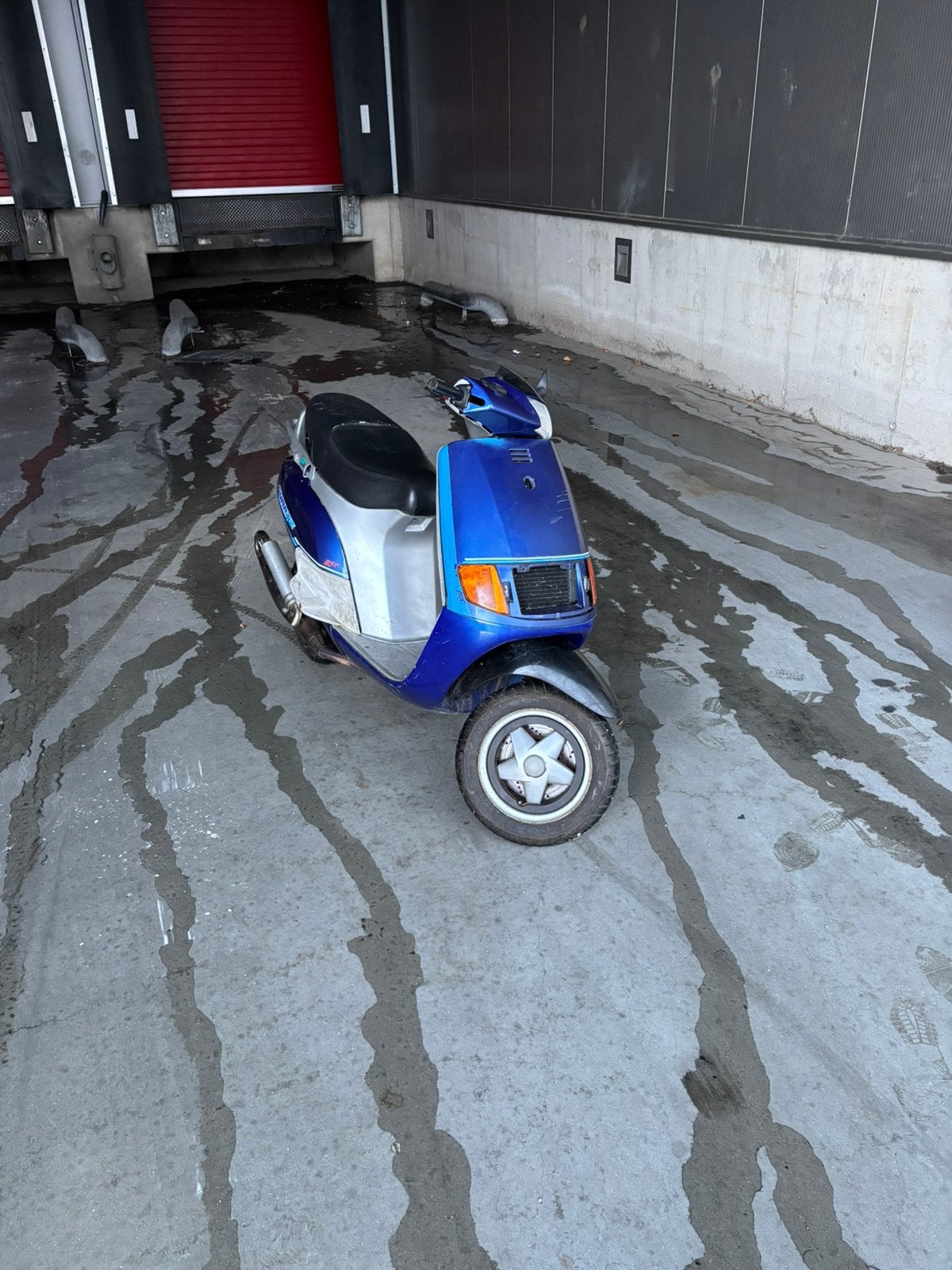 Piaggio quartz 70 cc duitse papieren, Ophalen of Verzenden, Zo goed als nieuw, Uitlaat, Piaggio
