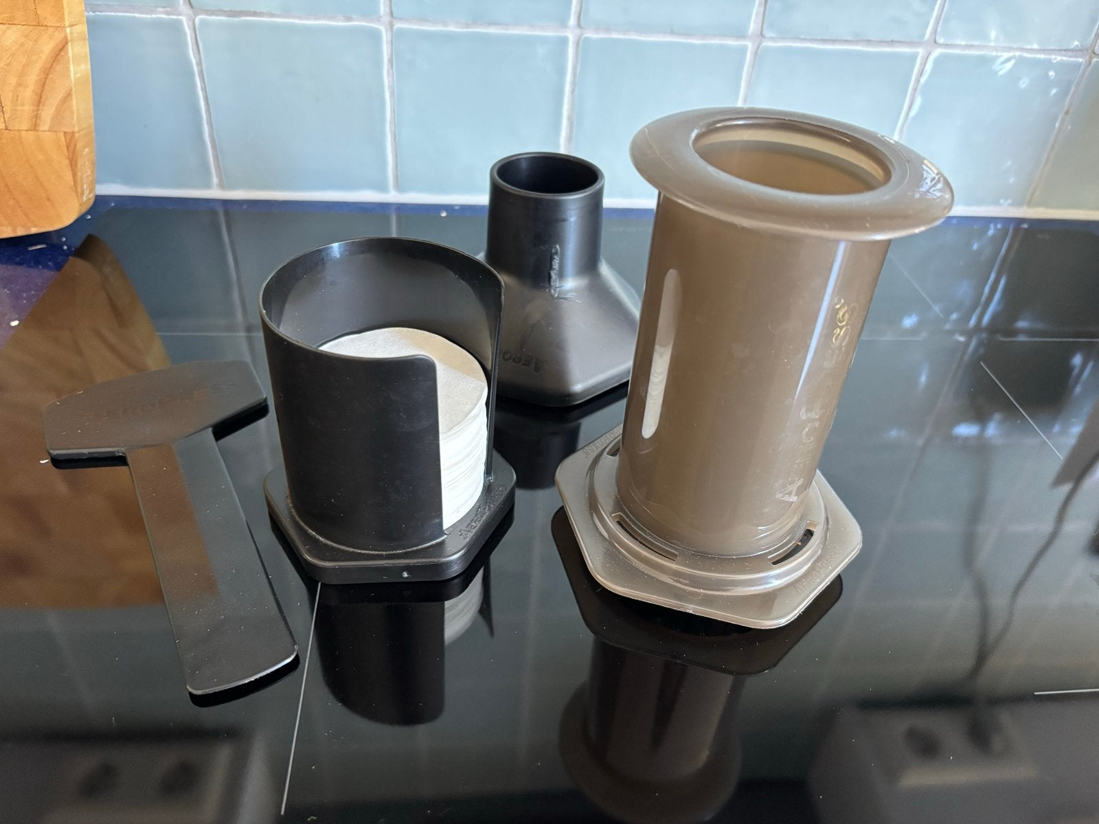 Aeropress koffiezetapparaat met accessoires en filters, Gebruikt, Overige modellen, Gemalen koffie, Ophalen of Verzenden