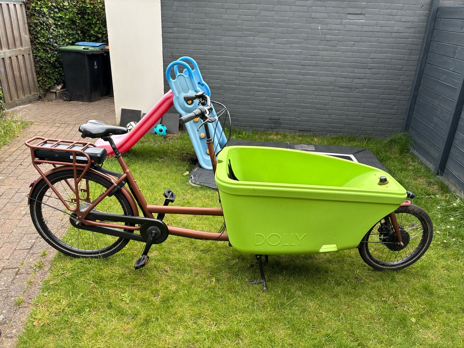 Dolly elektrische bakfiets incl. adapter, Gebruikt, Elektrisch, 2 kinderen, Trommelrem