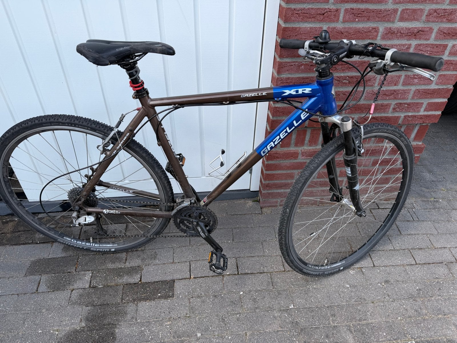 Gazelle XR-serie Crosshybride Fiets, 28 inch, Gebruikt, Vering, Velgrem
