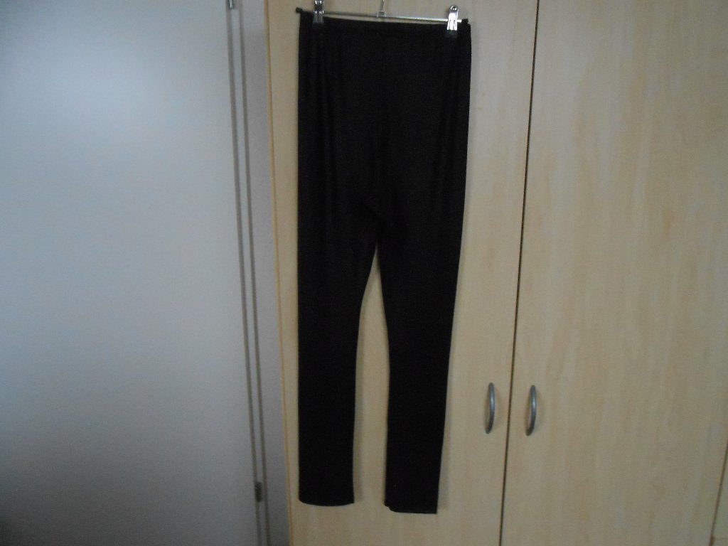 Mooie zwarte leatherlook legging maat M van Rebelz, Kleding | Dames, Legging, Zwart, Maat 40/42 (M), Ophalen of Verzenden