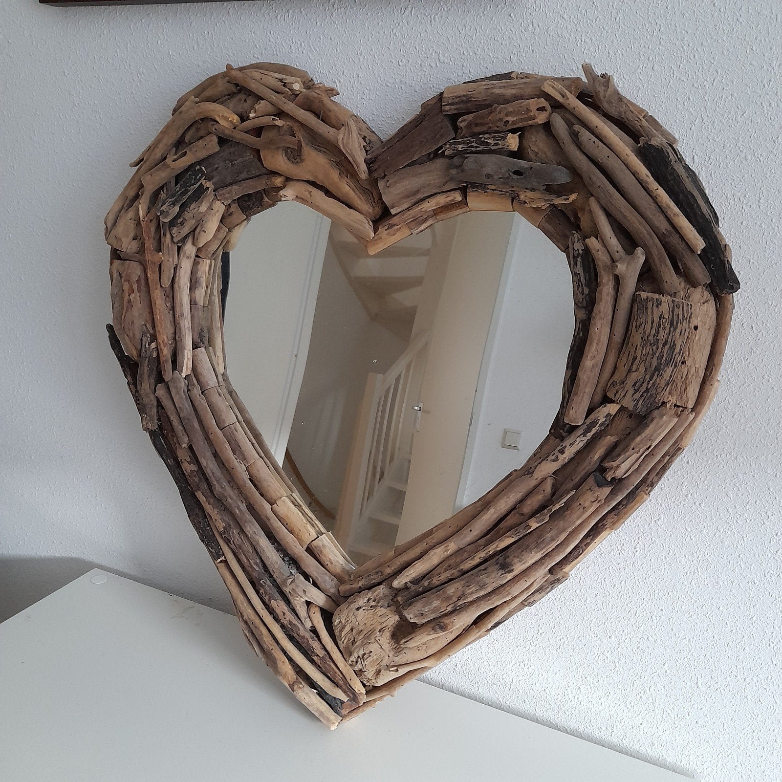 Leuke houten spiegel hartvormig., Ophalen of Verzenden, Zo goed als nieuw, Minder dan 100 cm, Overige vormen