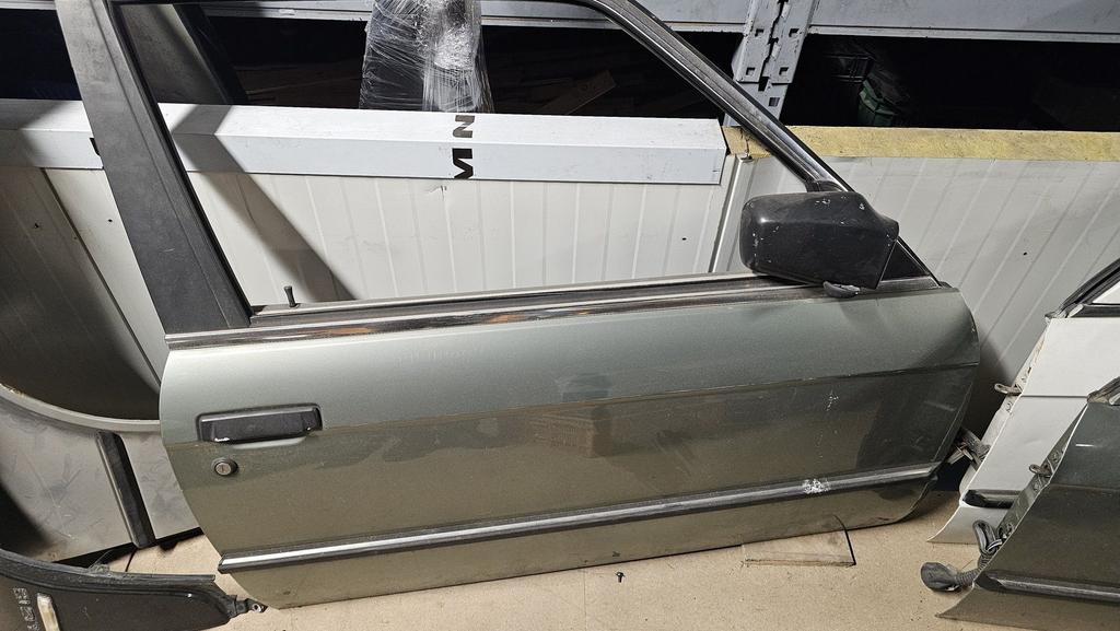 Deur portier rechtsvoor 2 drs. BMW 3 serie E30 type 1 415181, Gebruikt, -, Deur, Ophalen of Verzenden