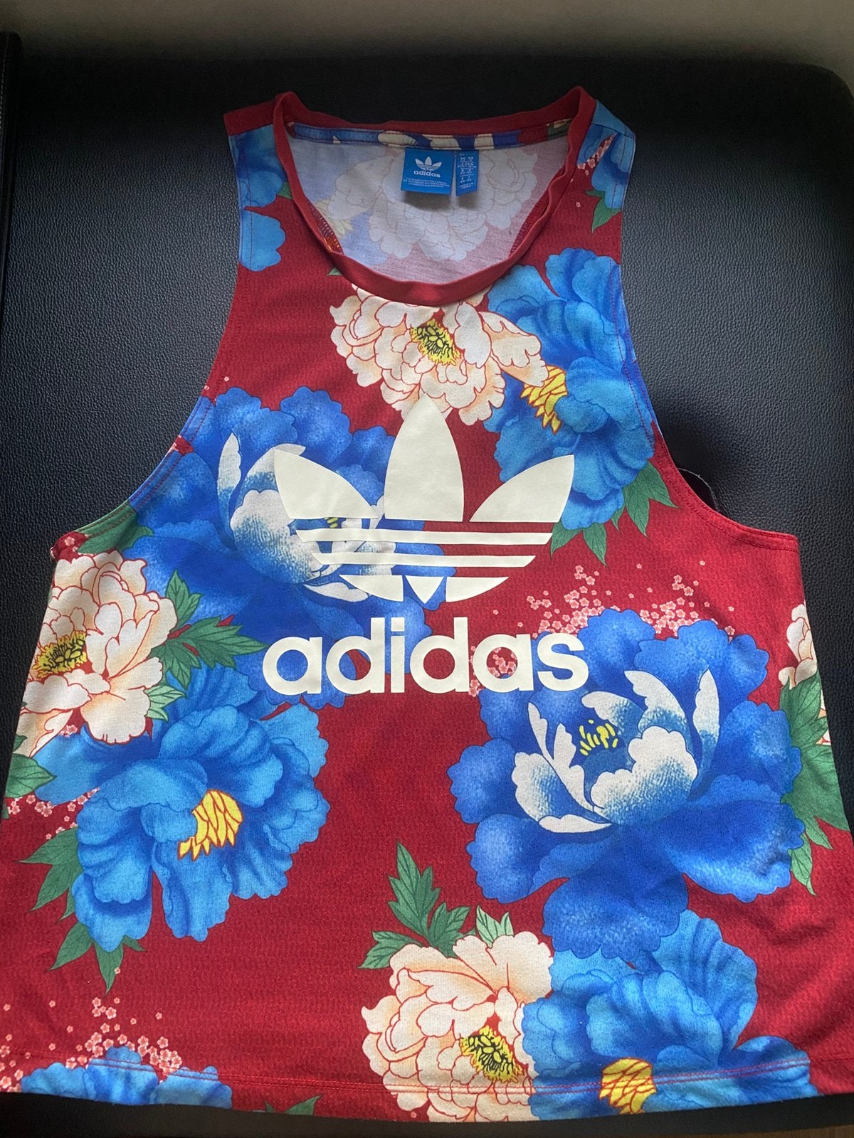 Adidas top, Ophalen of Verzenden, Gedragen, Maat 38/40 (M), Korte mouw