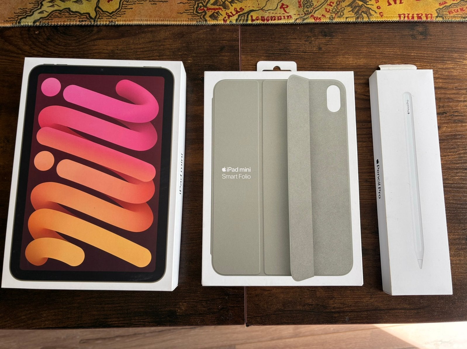 Bundle: iPad mini 7 + Apple Pencil Pro + Folio | nieuwstaat, Ophalen, Zo goed als nieuw, Apple iPad, Wi-Fi
