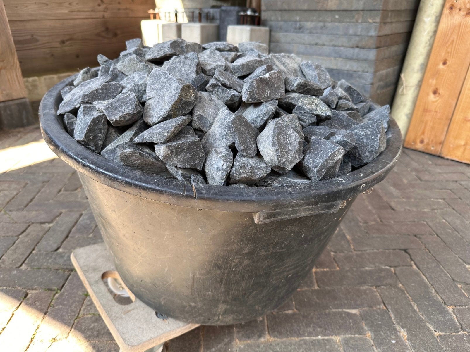 Basalt breuksteen 50 - 80mm, Ophalen, Antraciet, Zo goed als nieuw, Split