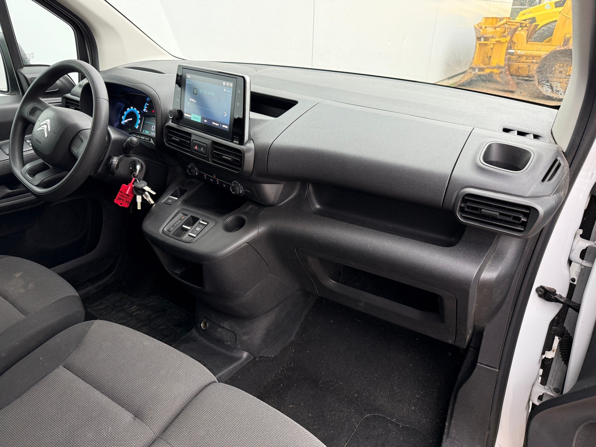 Citroën Berlingo (bj 2023), Automaat, Gebruikt, 750 kg, Citroën