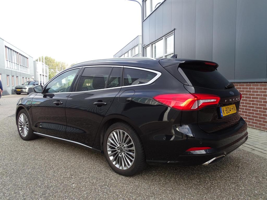 Ford Focus Wagon 1.0 EcoBoost Hybrid Vignale 6-BAK| NAVIGATI, 125 pk, Gebruikt, Zwart, 999 cc