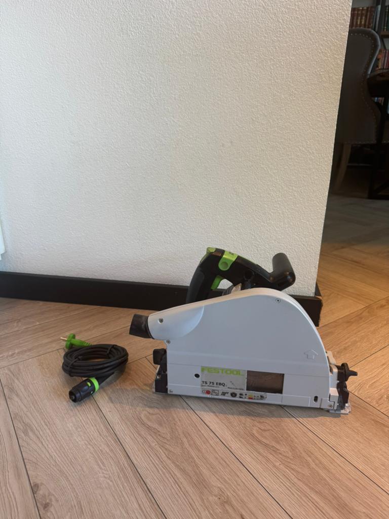 Festool ts 75 ebq invalzaag, Ophalen, Invalzaag, Zo goed als nieuw, 30 tot 70 mm