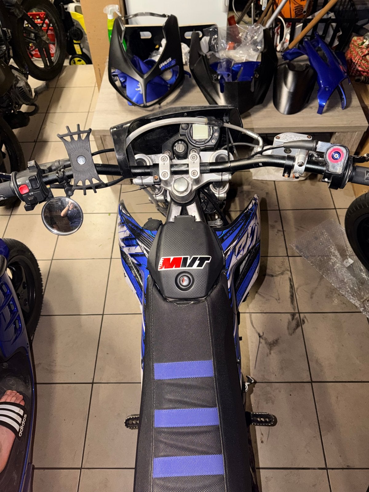 Derbi B-klasse brommer met nieuwe onderdelen, Fietsen en Brommers, Ophalen, 6 versnellingen, Gebruikt, Maximaal 45 km/u