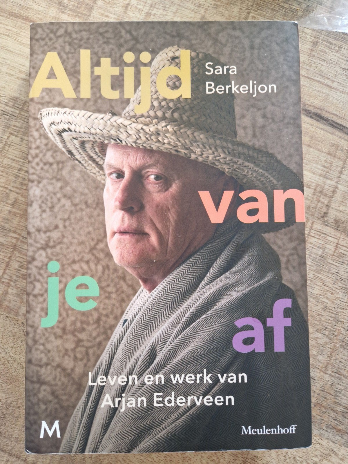 Altijd van je af - Leven en werk van Arjan Ederveen, Ophalen of Verzenden, Zo goed als nieuw, Film, Tv en Media