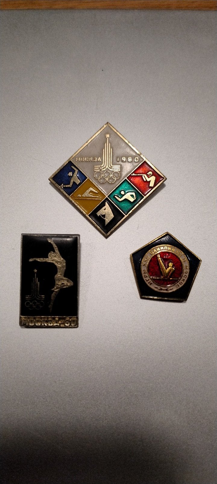 Vintage Olympische Spelen Moskou 1980 Pins (3 stuks), Verzamelen, Ophalen of Verzenden, Sport