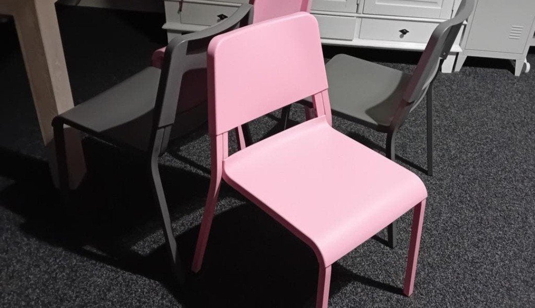 2 grijze IKEA stoelen, Ophalen