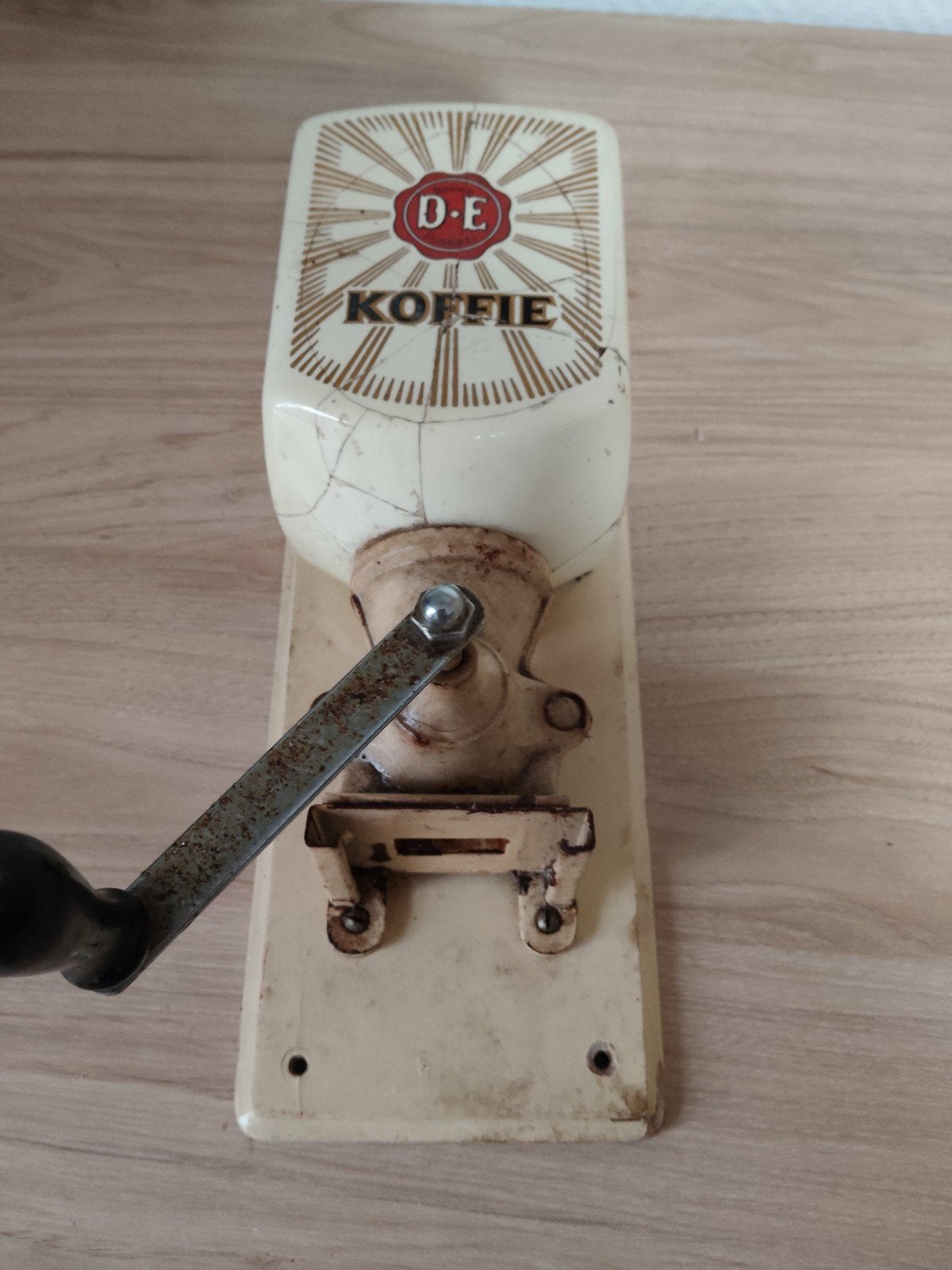 Douwe Egberts koffiemolen, Ophalen