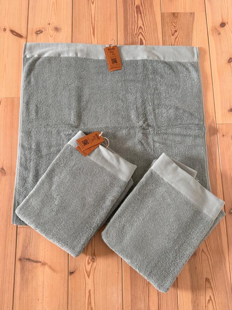 Nieuw. Walra Badlaken Remade Cotton Jade - 3 stuks, Ophalen of Verzenden, Nieuw, Groen, Handdoek