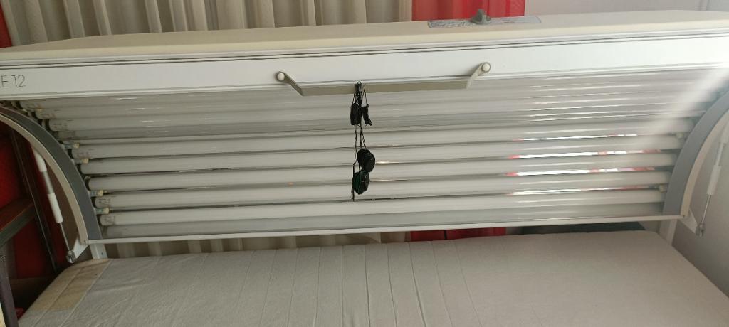 Zonnehemel, Ophalen, Gebruikt, Zonnebank enkelzijdig, 10 tot 15 lampen