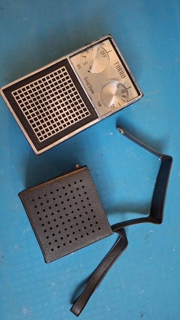 Vintage Torro portable Transistor radio MW jaren 70, Torro HongKong, Gebruikt, Ophalen of Verzenden, Torro