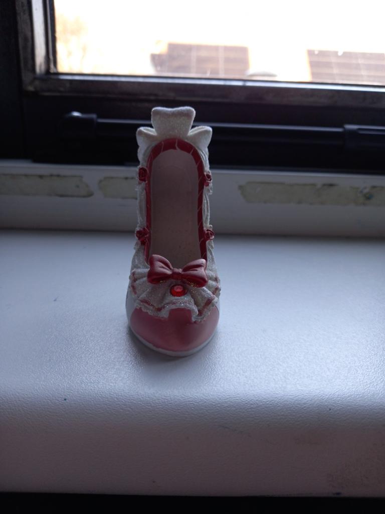 Disney schoen ornament Mary Poppins, Ophalen of Verzenden, Overige figuren, Zo goed als nieuw, Beeldje of Figuurtje