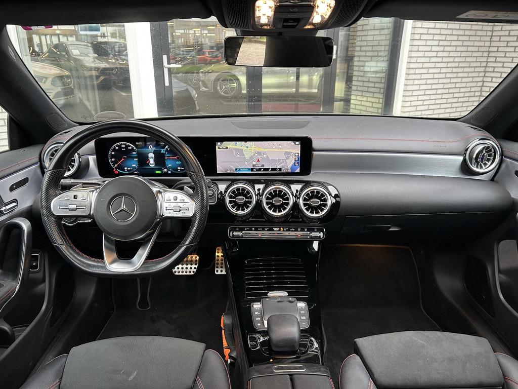 Mercedes-Benz CLA-klasse 250 e AMG | Panoramadak | Memorypak, CLA, Gebruikt, 4 cilinders, 16 kWh