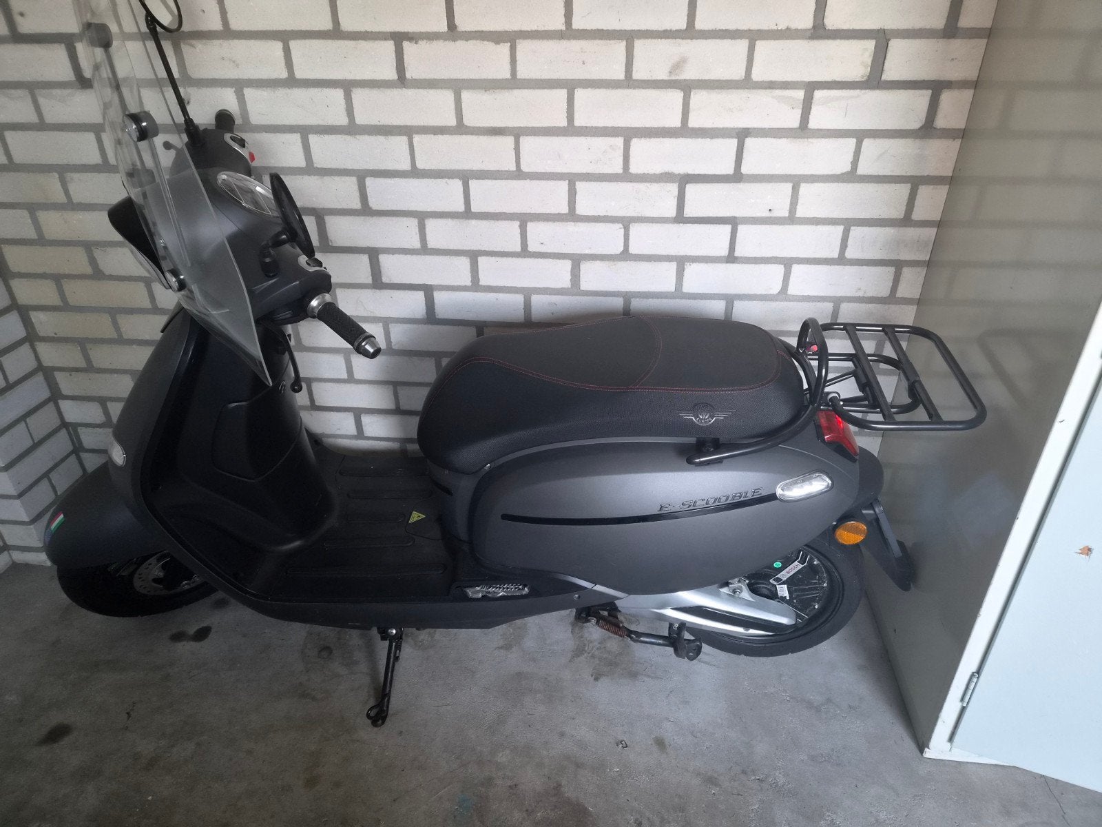 bosch E scooby, Ophalen of Verzenden, Zo goed als nieuw, Bosch