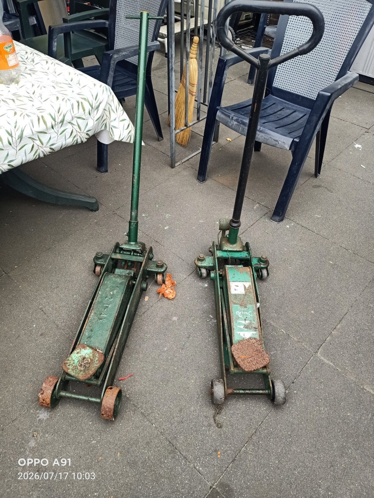 2x Oude Garagekrikken - Opknapper of Decoratie, Auto diversen, Ophalen of Verzenden
