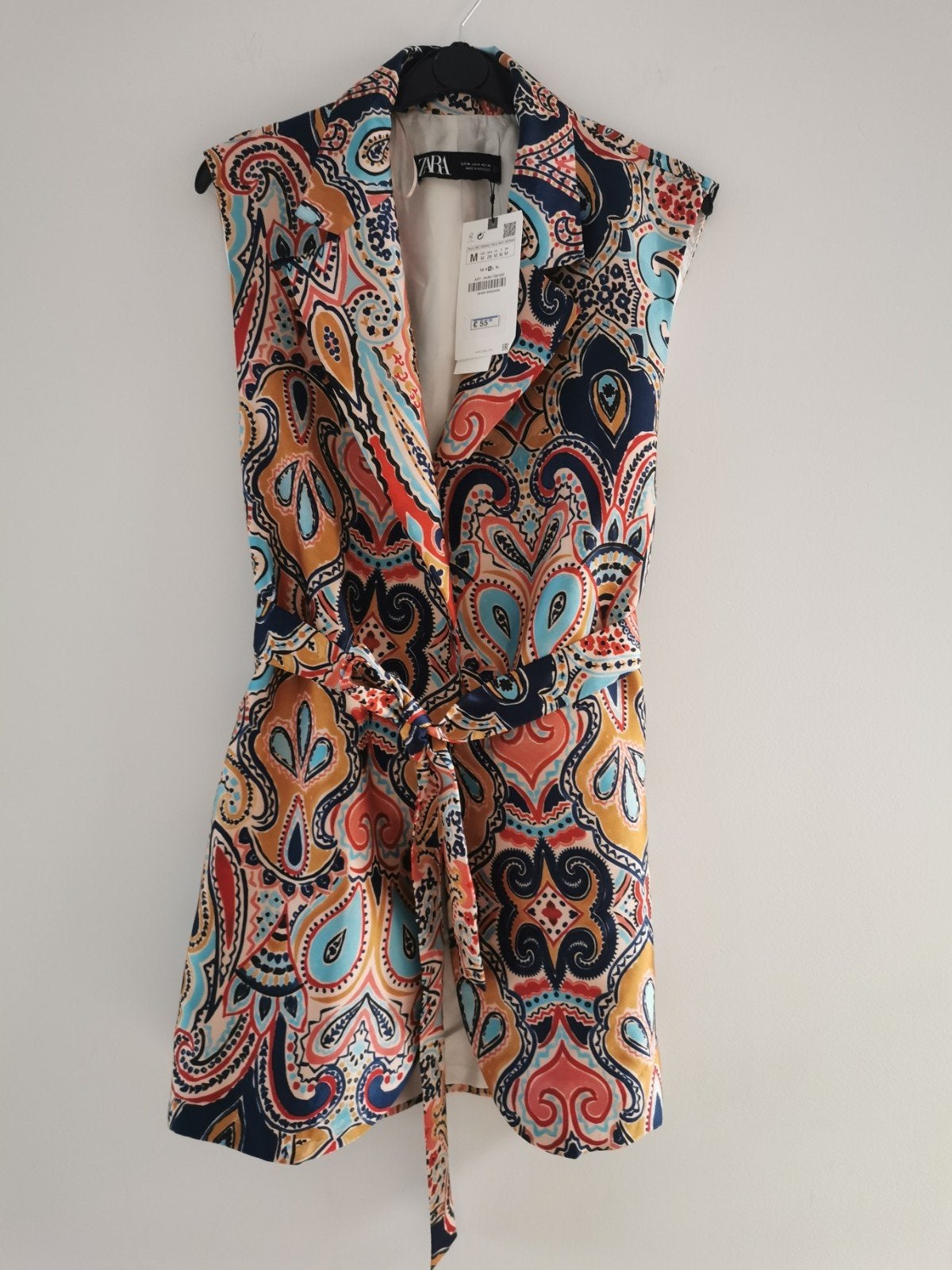 ZARA satijnachtig gilet mt. M, Maat 38/40 (M), Zara, Nieuw, Jasje
