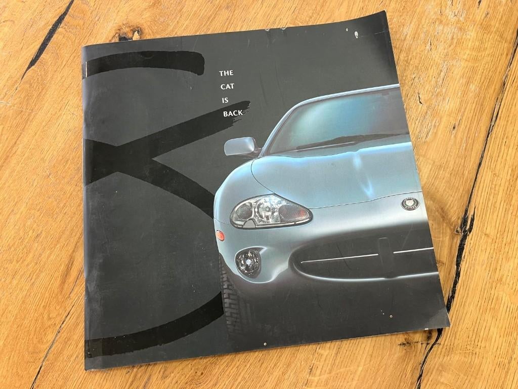 Folders 1996 Jaguar XK8 (EN), XJ6, XJ12, Sovereign (NL), Ophalen of Verzenden, Zo goed als nieuw, Overige merken