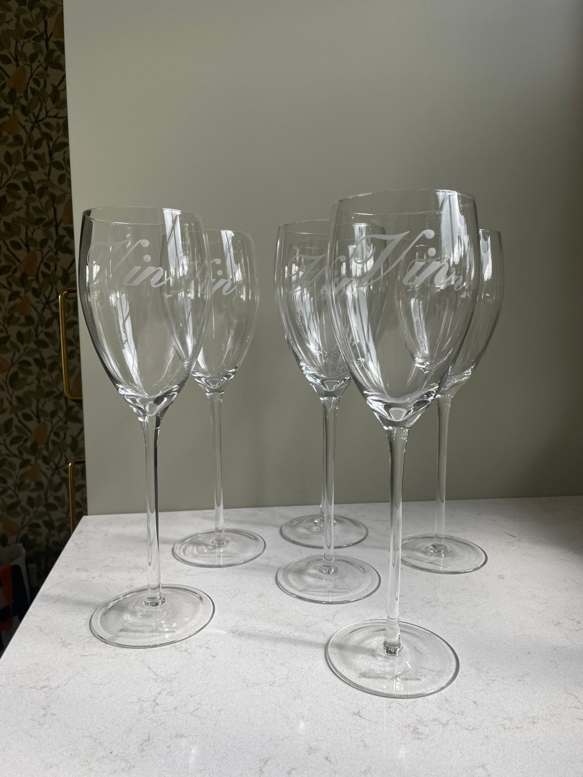 Riviera Maison wijnglazen (6) groot ‘Vin’ - NIEUW, Verzamelen, Ophalen of Verzenden, Nieuw, Overige typen