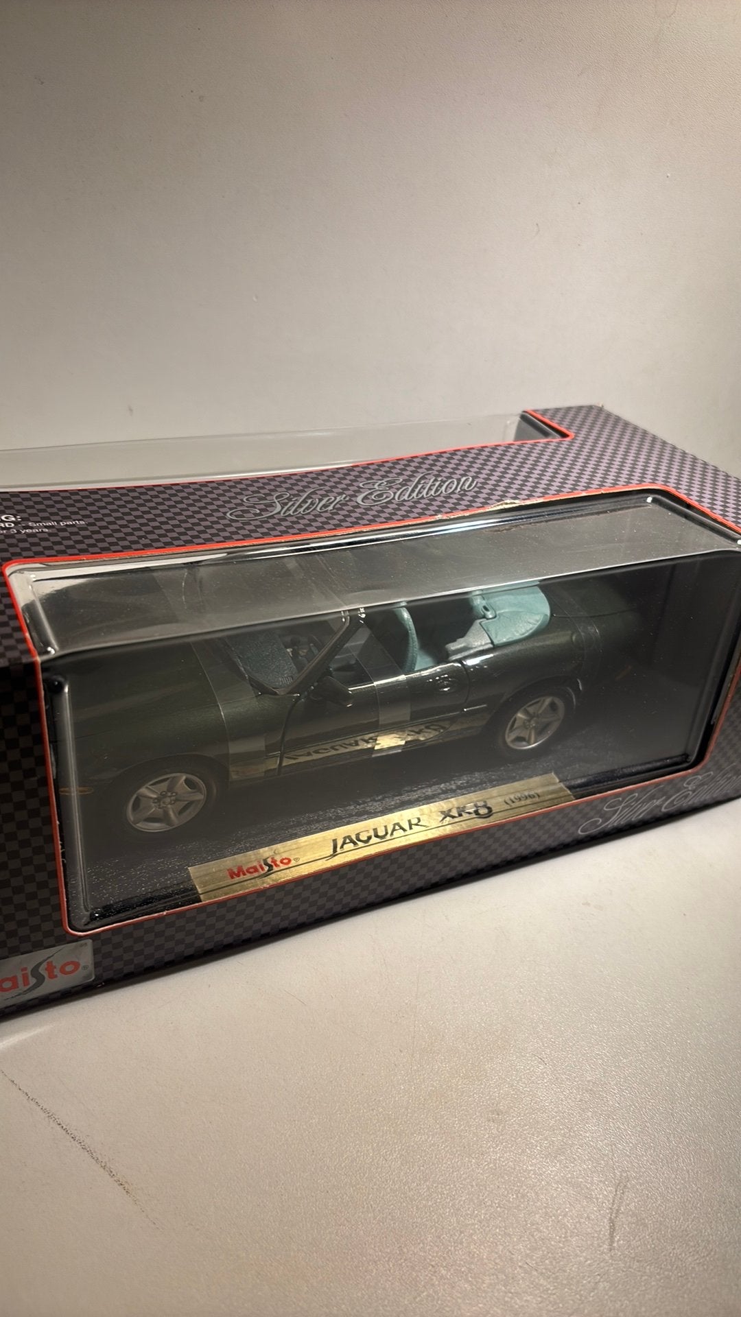Jaguar xk8 maisto 1.18, Maisto, Ophalen of Verzenden, A, A