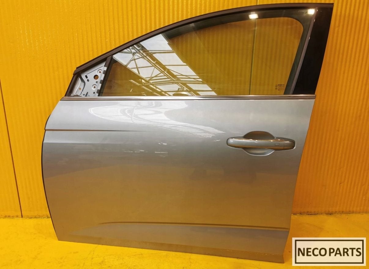 RENAULT MEGANE IV PORTIER DEUR LINKS KQD ALLES LEVERBAAR!!!, Gebruikt, Renault, -, Ophalen of Verzenden
