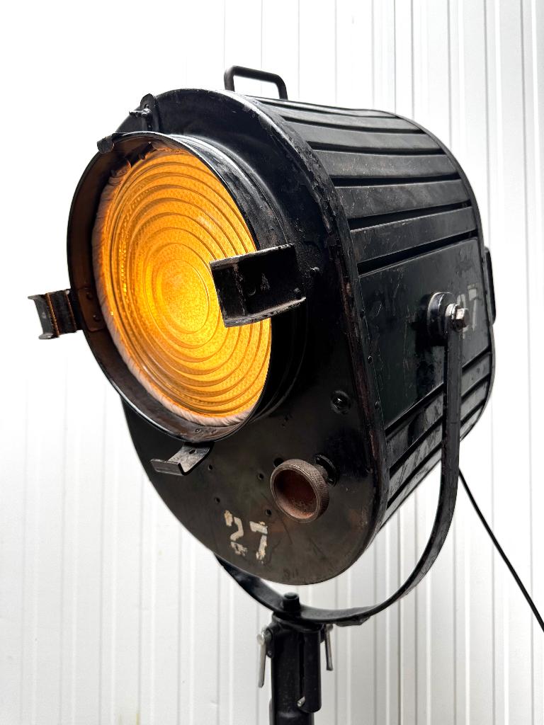 vintage FILMLAMP met OPDRAAISTATIEF vloerlamp Tsjechie 1960, Glas, Ophalen of Verzenden, Zo goed als nieuw, 150 tot 200 cm