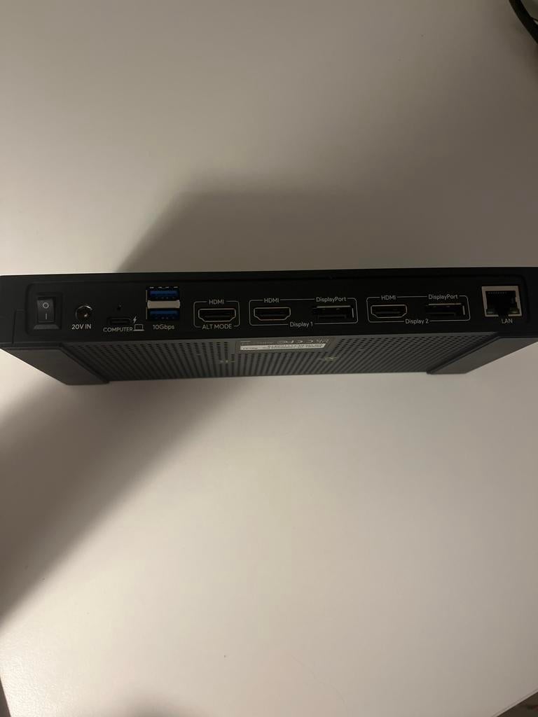 WAVLINK USB-C Docking Station TRIPLE 4K DisplayLink, Computers en Software, Dockingstations, Ophalen of Verzenden, Zo goed als nieuw