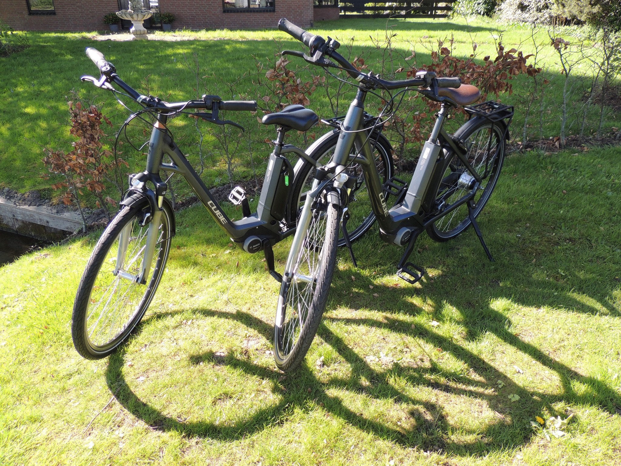 CUBE Touring ( Set ) Framem 50 en 58 cm 400 WH accu, Cube, Zo goed als nieuw, Ludwig-Hunter-Str 5
1688jg  Walsdorf, DE, Cube