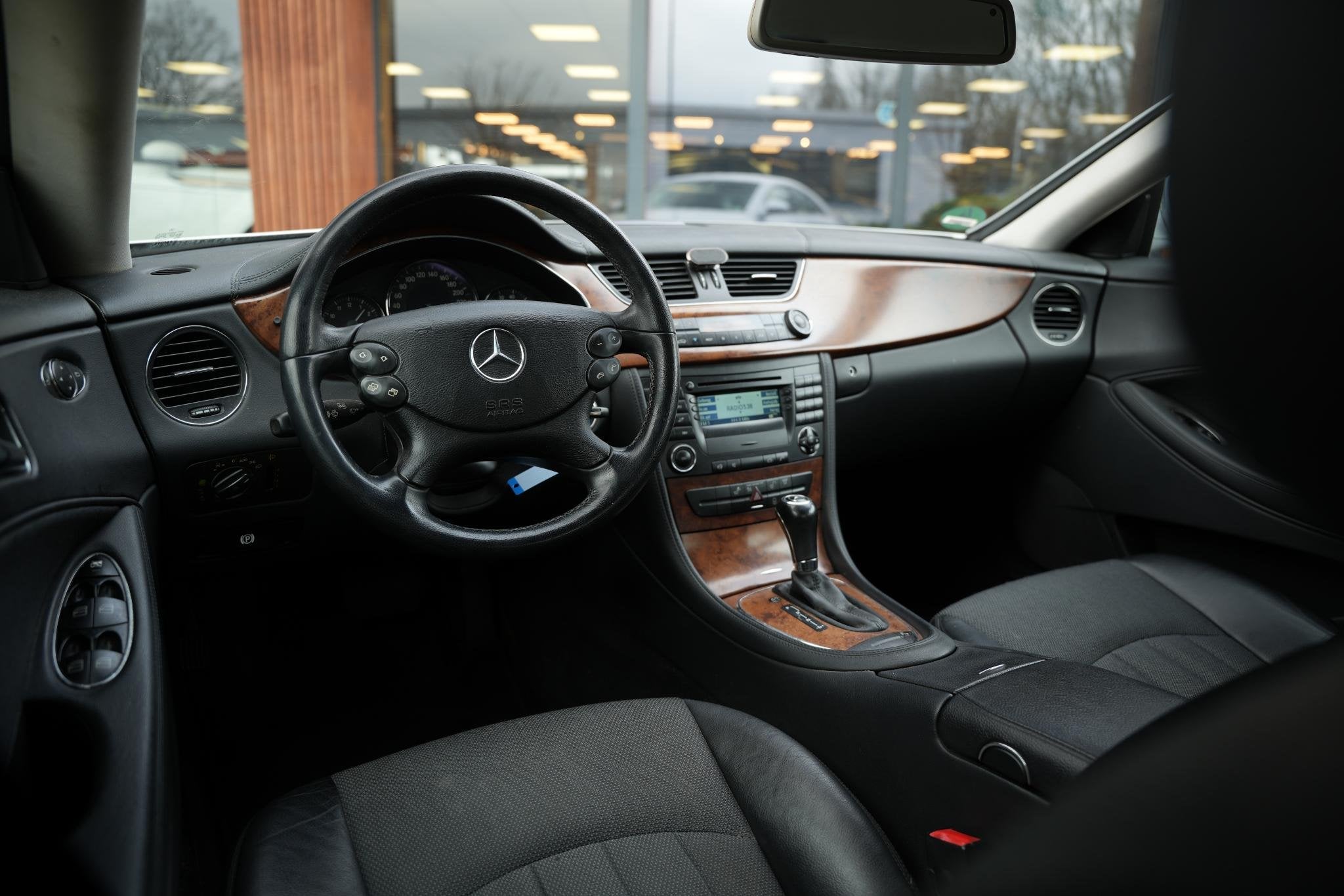 Mercedes-Benz CLS-klasse 350 Navigatie Climate Control Cruis, Auto's, Automaat, Achterwielaandrijving, Gebruikt, Zwart