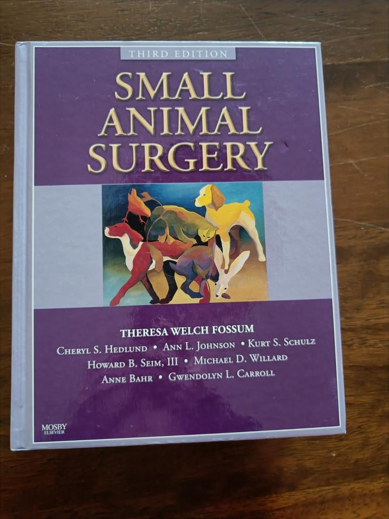 Small animal surgery derde editie, Boeken, Ophalen, Zo goed als nieuw