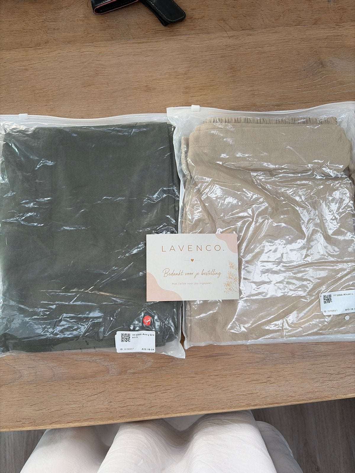 LavenCo. Katoenen Shorts - Khaki & Army Groen (Maat L), Kleding | Dames, Broeken en Pantalons, Kort, Maat 42/44 (L), Nieuw, Ophalen of Verzenden