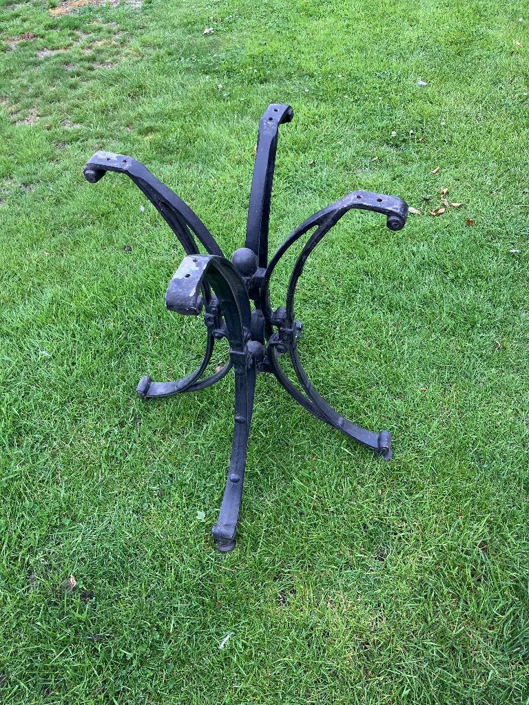 Oude gietijzeren / aluminium frame / onderstel / tafelpoot, Ophalen of Verzenden, Gebruikt, Rond, Aluminium