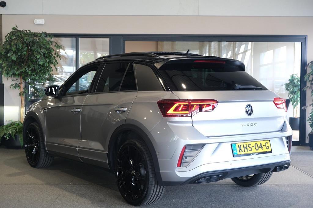 Volkswagen T-Roc 1.5 TSI 2x R-Line DSG Pano Trekhaak IQ Led, 4 cilinders, 150 pk, Origineel Nederlands, Bedrijf