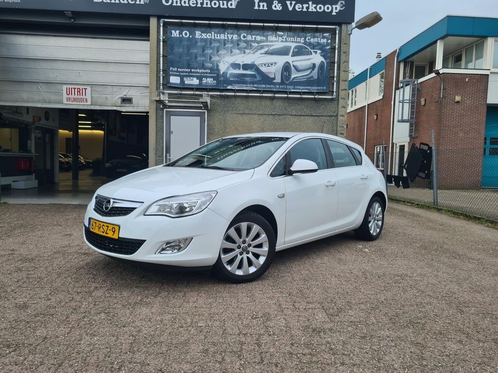 Opel Astra 1.4 Ecotec 74KW 5-D 2011 Wit Clima Cosmo NW APK, Auto's, Opel, Bedrijf, Te koop, Astra, ABS, Airbags, Airconditioning
