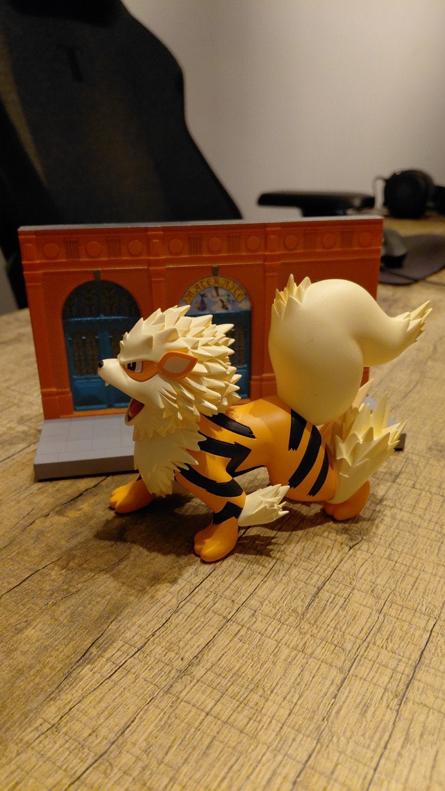 Pokémon scale world Arcanine met decor, Ophalen of Verzenden, Zo goed als nieuw
