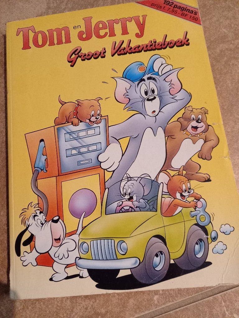 Tom & Jerry - groot vakantieboek 1988, Gelezen, Ophalen of Verzenden, Walt Disney, Eén stripboek