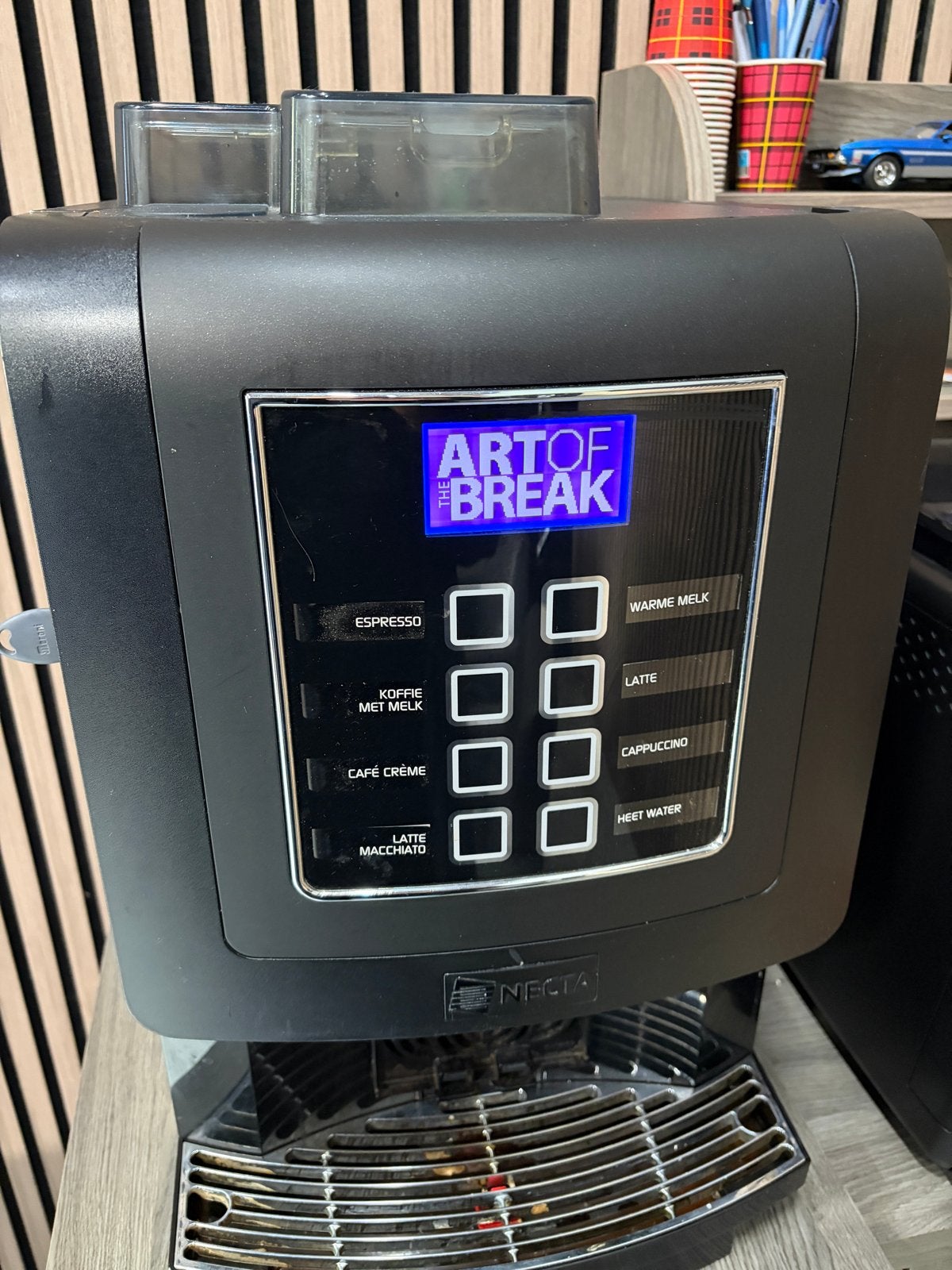 Necta Koffiemachine defect, Gebruikt, 10 kopjes of meer, Koffiemachine, Koffiebonen
